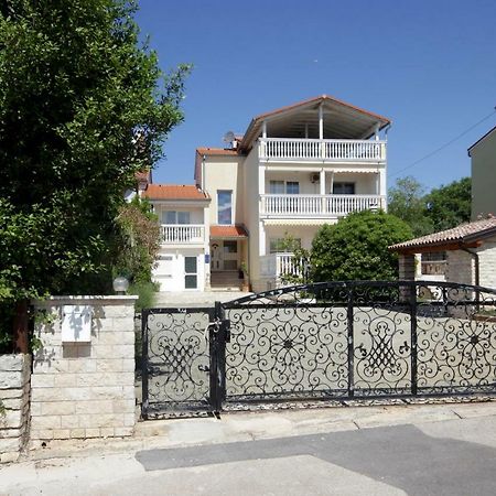 Apartments Domic Banjole Exteriér fotografie